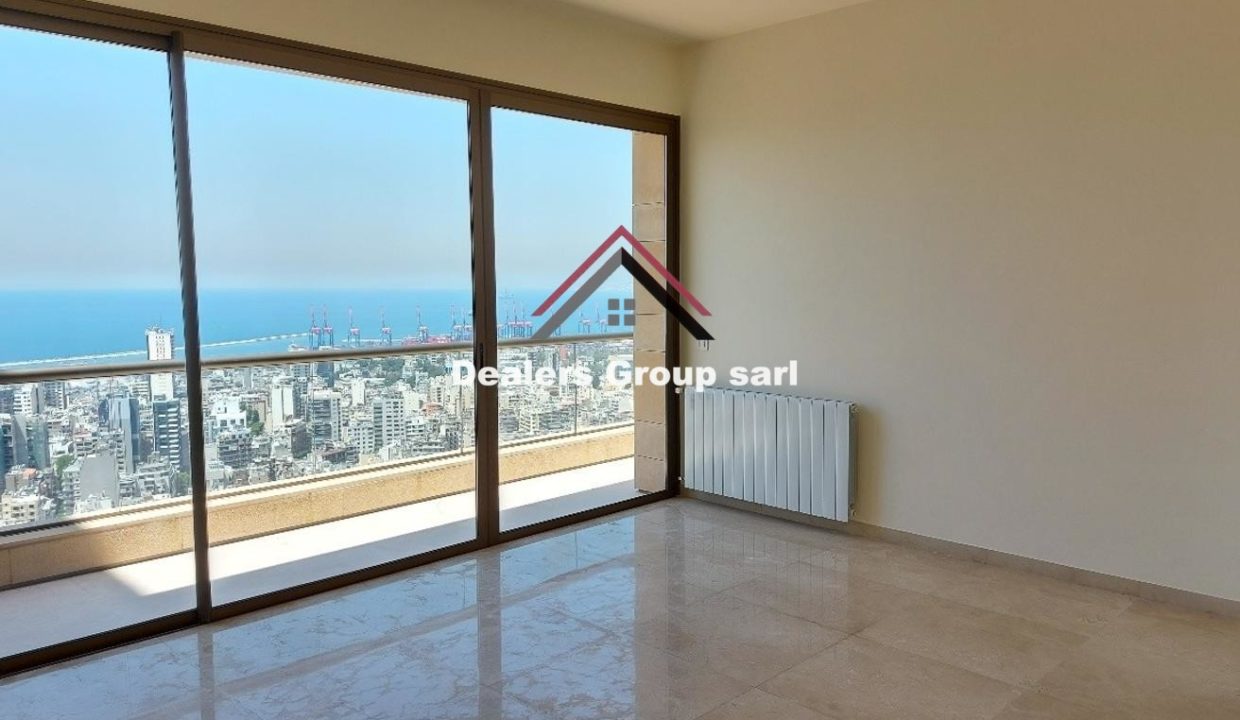 Superb Residence + Sea View For Sale in Achrafieh