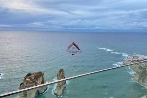 apartment sale Raouche sea view