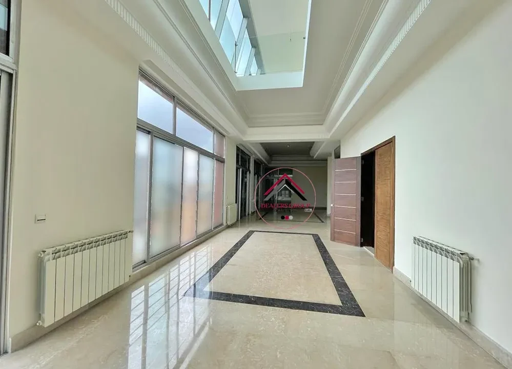 Prestigious deluxe penthouse for sale in clemenceau