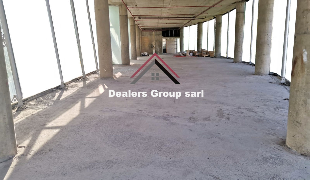 Spacious Shop for Sale in Ras Beirut in a Prime Location