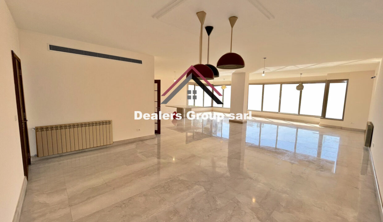 Spacious Modern apartment for Sale in Ain EL Mreisseh