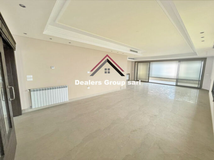 Sea View Extraordinary Apartment for Sale in Manara