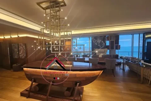dinning table
