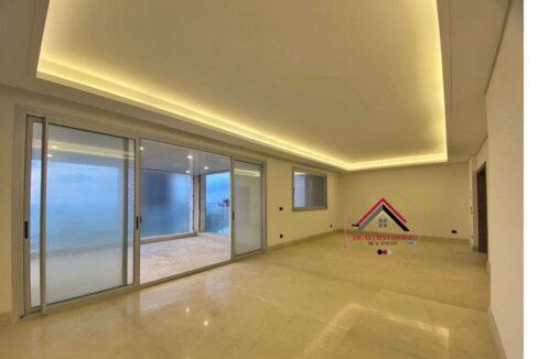 Sea View stunning apartment for Sale in Raouche