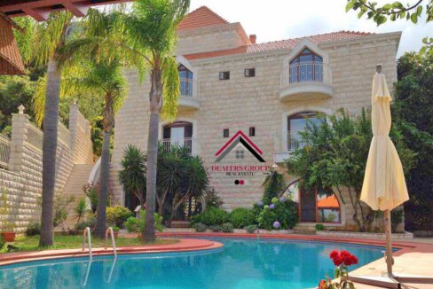 Private Pool ! Deluxe Villa for sale in Chnaneir - Kesrouane