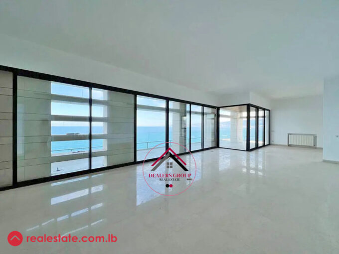 Experience the Modern Lifestyle with Full Sea View In Manara