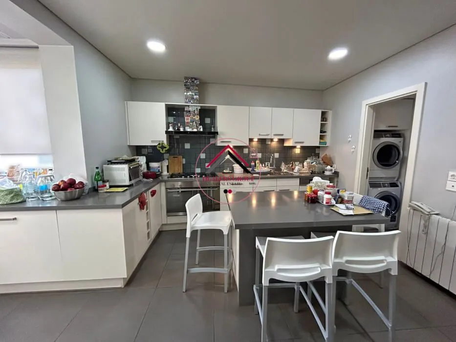 Super deluxe apartment for sale in Clemenceau