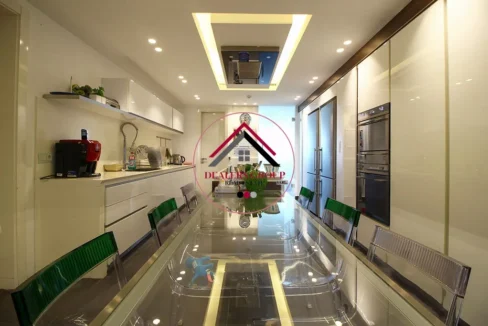 7- Kitchen (1)