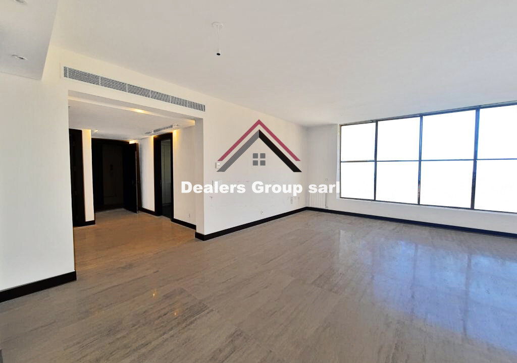 Luxurious and Classy Apartment For Sale in Achrafieh