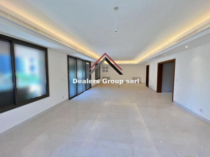 Bright and Spacious Apartment in Achrafieh