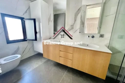 Bright and Spacious Apartment in Achrafieh