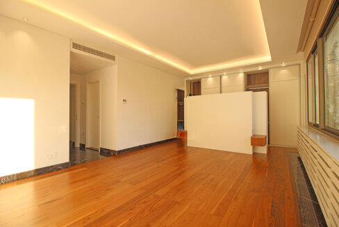 Fully Upgraded Apartment For Sale in Ras Beirut