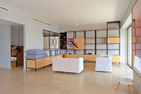 For Sale ! Superb Apartment Located in the Heart of Achrafieh