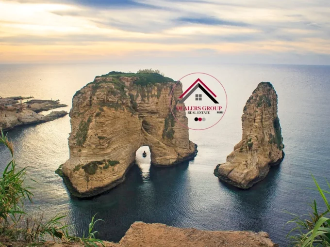 Showroom/Shop for sale in Raouche in a Prime Location