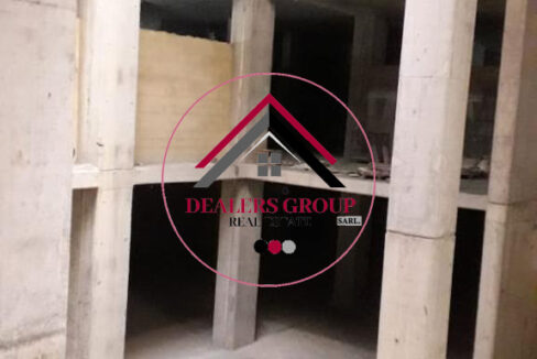 Mall / Warehouse for sale in Tallet el Khayat