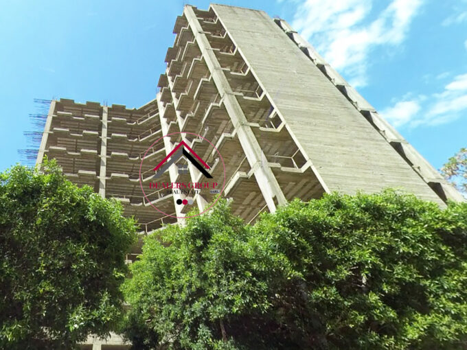 building for sale in ras beirut core and shell