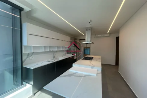 Prime Location Apartment for sale in Clemenceau