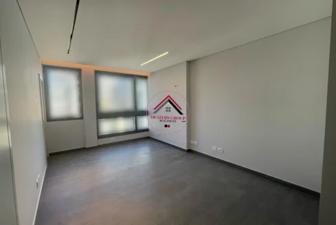 Prime Location Apartment for sale in Clemenceau