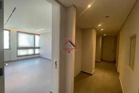 Prime Location Apartment for sale in Clemenceau