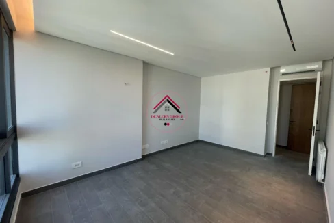 Prime Location Apartment for sale in Clemenceau