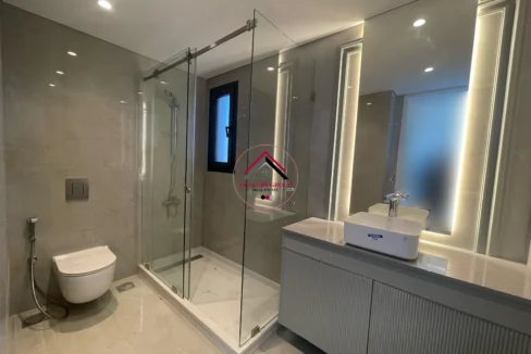 Prime Location Apartment for sale in Clemenceau