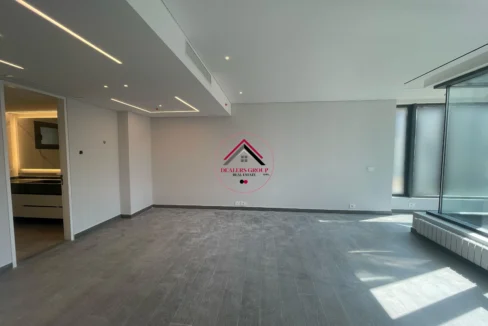 Prime Location Apartment for sale in Clemenceau