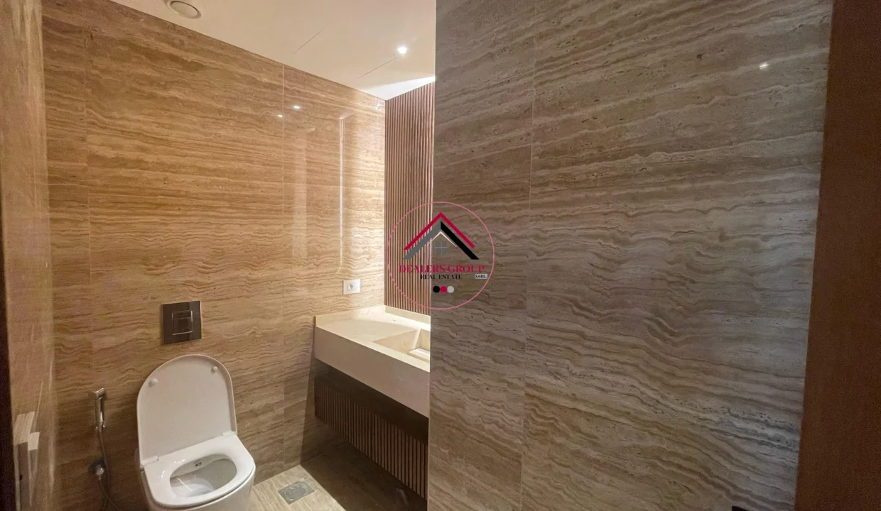 Prime Location Apartment for sale in Clemenceau
