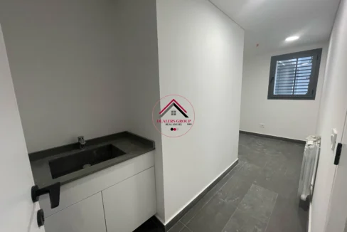 Prime Location Apartment for sale in Clemenceau