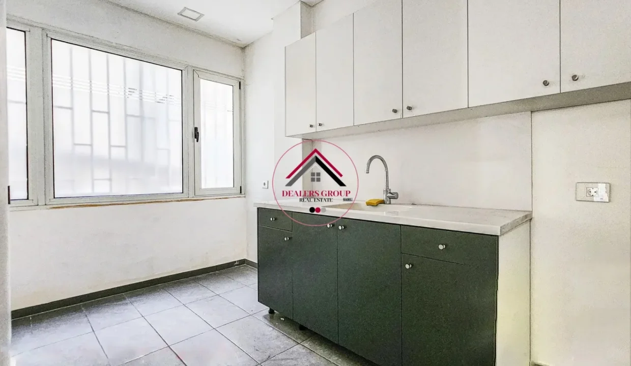 Prime Location Elegant Shop for sale in Achrafieh