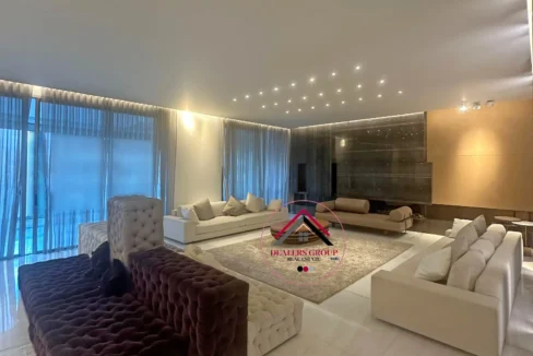 Deluxe Modern Apartment for sale in Ramlet el Bayda