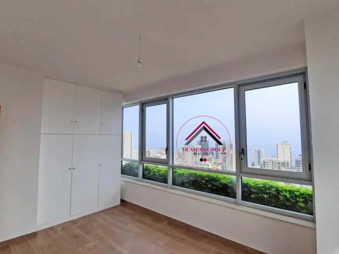 Sea View High Floor Apartment for sale in Hamra - Beirut