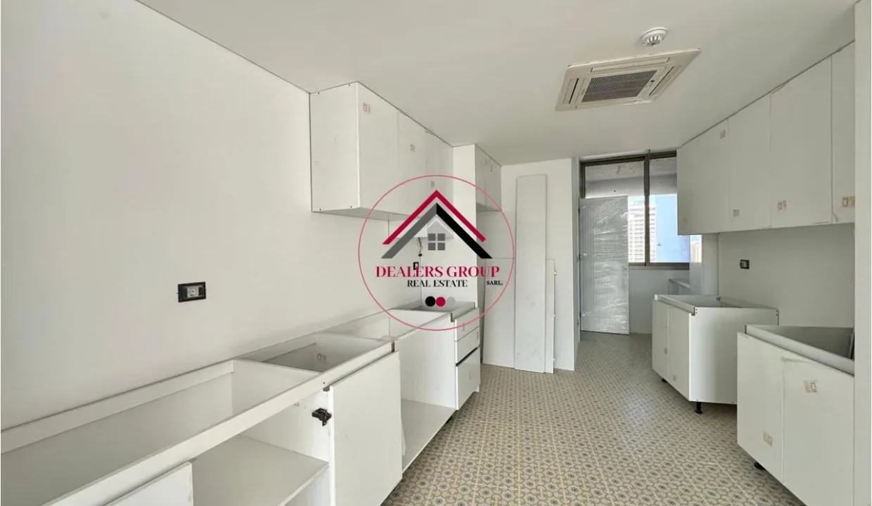 Private Rooftop Terrace ! Deluxe Apartment for sale in clemenceau.