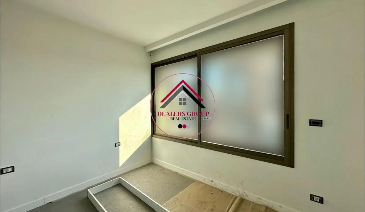 Private Rooftop Terrace ! Deluxe Apartment for sale in clemenceau.
