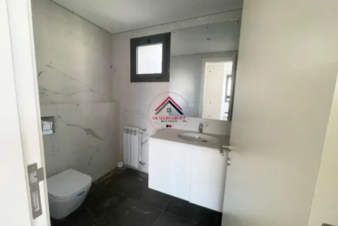 Deluxe Modern Apartment for sale in Ain EL Mreisseh