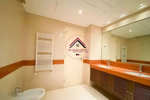Prestigious Deluxe Apartment for sale in Downtown Beirut with Sea view