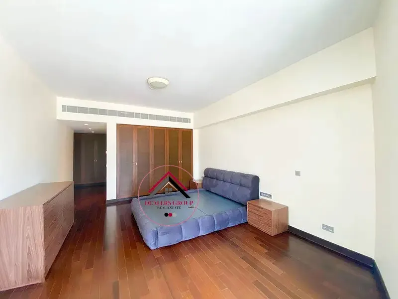 Prestigious Deluxe Apartment for sale in Downtown Beirut with Sea view
