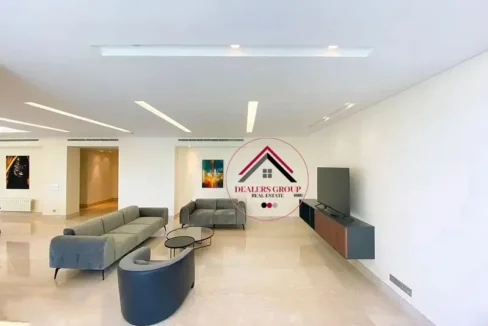 Prestigious Deluxe Apartment for sale in Downtown Beirut with Sea view
