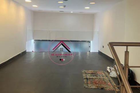 Prime Location Shop for sale in Hamra - Ras Beirut