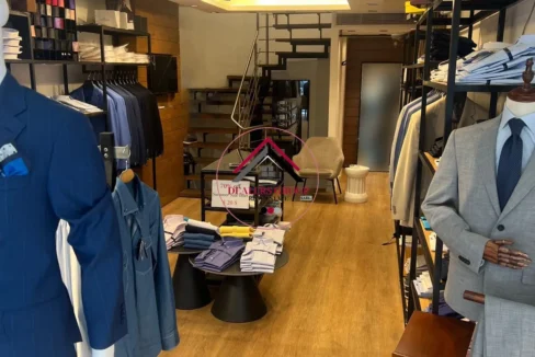 Prime Location Shop for sale in Hamra - Ras Beirut