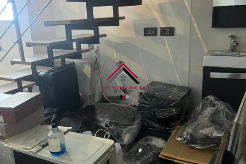 Prime Location Shop for sale in Hamra - Ras Beirut