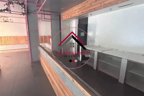 Prime Location Shop for sale in Achrafieh