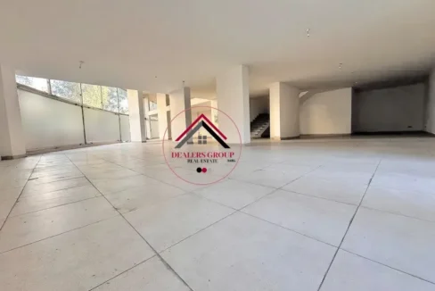Prime Location Showroom for sale in Unesco - Beirut