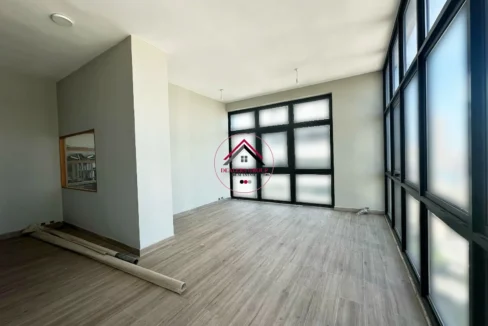 Prime Location Office for sale in Saifi