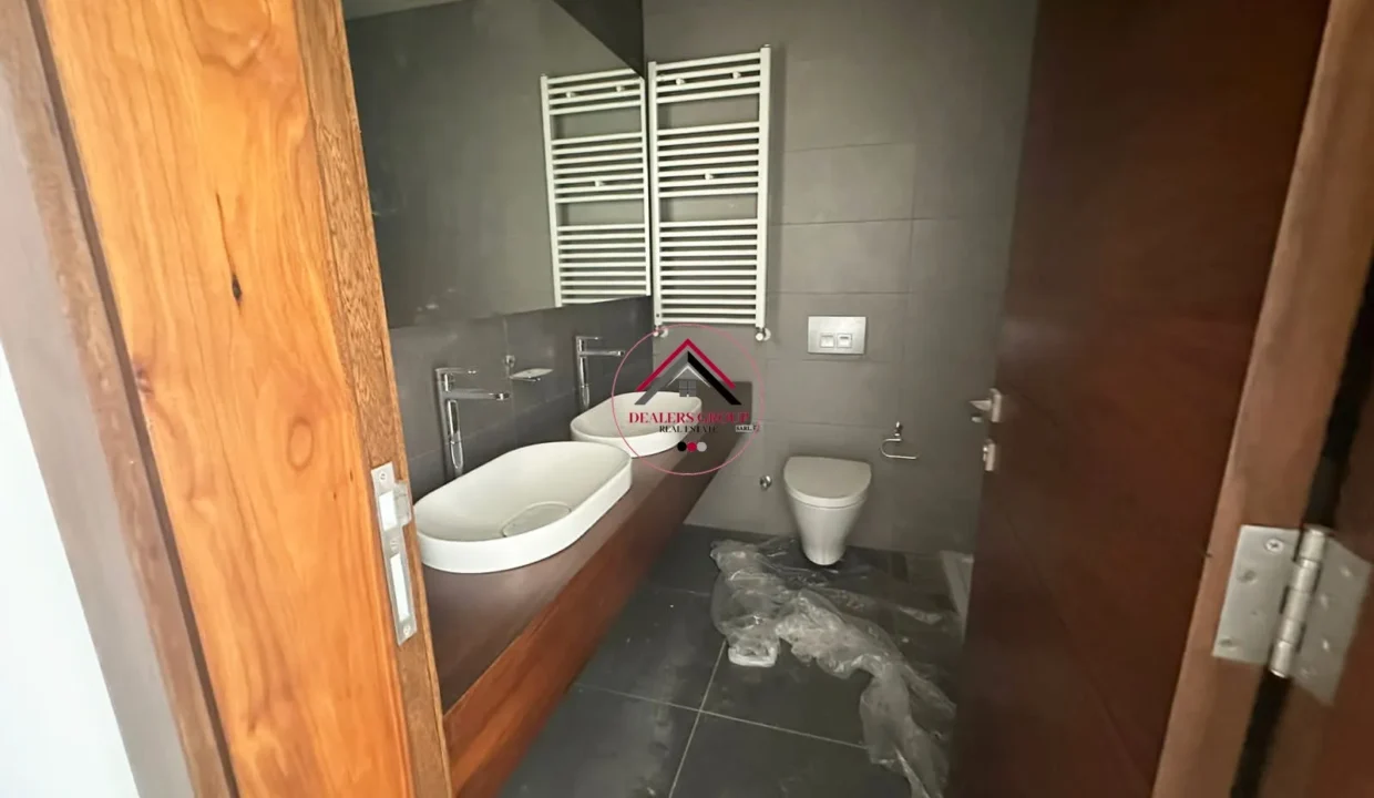 Prime Location Apartment for sale in Saifi