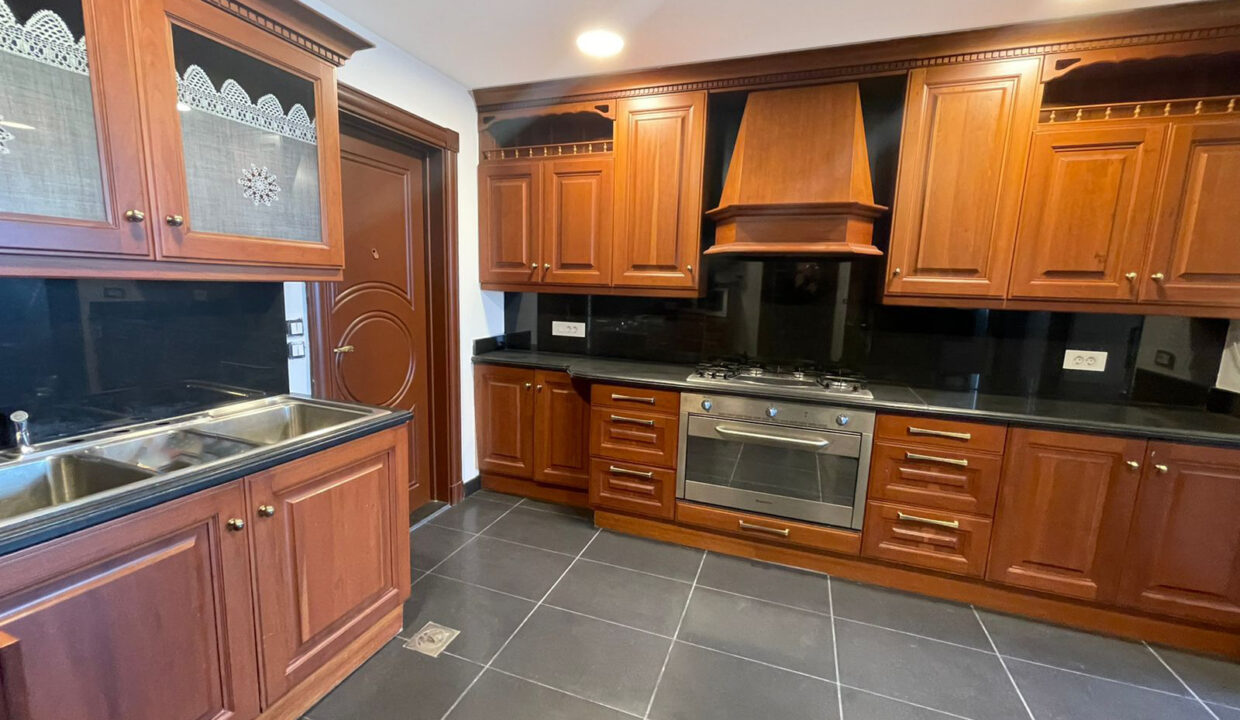 Wonderful Apartment for Sale in Downtown Beirut in a Prime Location
