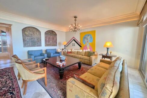 Sea View Elegant Apartment for sale in Manara