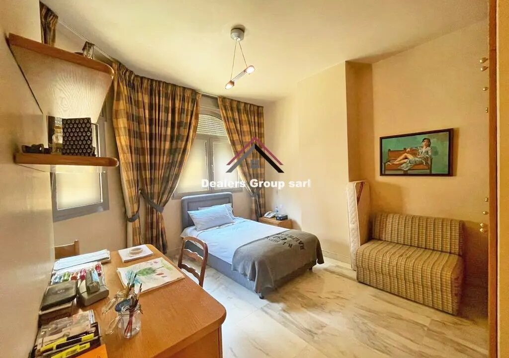 Sea View Elegant Apartment for sale in Manara