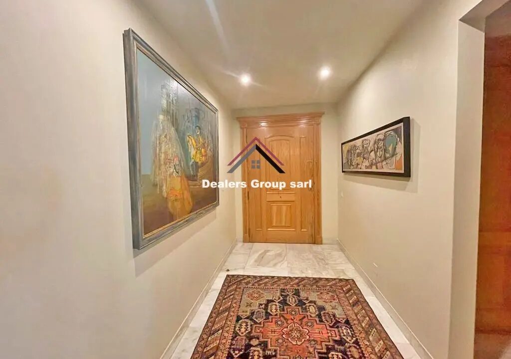 Sea View Elegant Apartment for sale in Manara