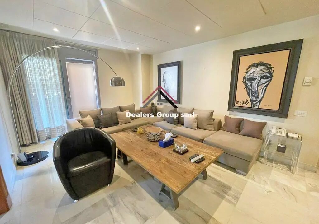 Sea View Elegant Apartment for sale in Manara