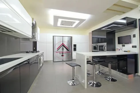 Garden View Deluxe Apartment for sale in Sanayeh -Ras Beirut